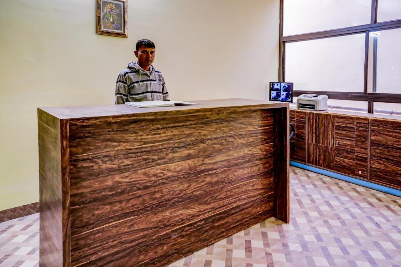Oyo 67335 Hotel Madhuban Ajmer Luaran gambar